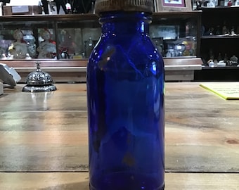 Bouteille Bromo Seltzer de Cobalt Emerson