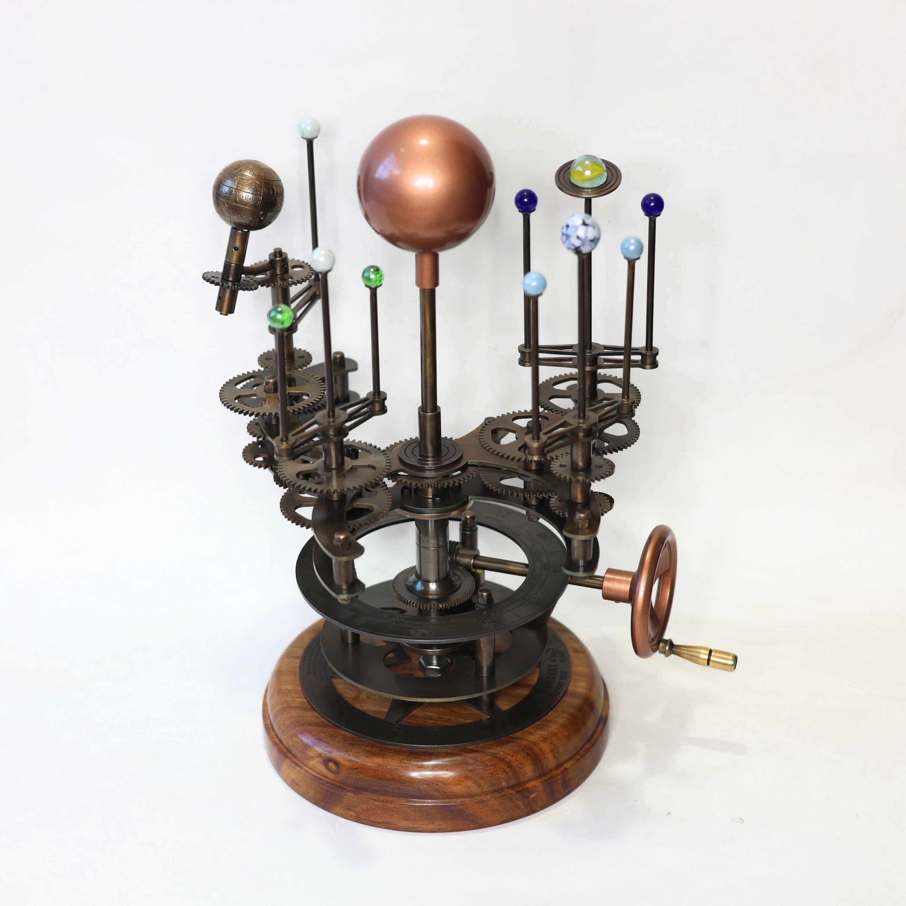 太陽系天体モデル 完全に機能するアンティーク太陽系儀 土星付き