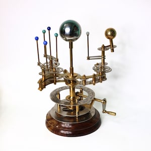 Brass Orrery - Working Model of how Earth and Moon Revolve around its orbit 17&quot;