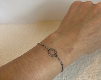 Bracelet chaine argenté acier inoxydable et breloque, idée cadeau, bijou femme, jewellery, tendance