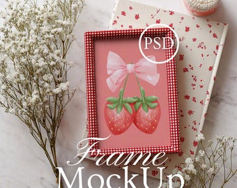 DIN A-förhållande rutig rammockup, Coquette-rammockup, Photoshop Smart Object JPG PSD 5x7 rammockup