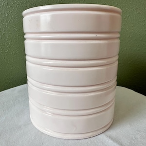 Cookie Jar - Vintage 1950s JEANETTE SHELL PINK Milk Glass (P10)