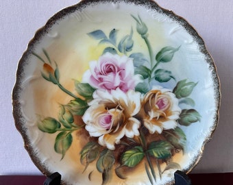 Vintage Ucagco Japan Decorative Plate 8.5” Porcelain Rose Bouquet Gold Leaf Trim Floral Wall Decor Collectible Vintage Dish (CP06)