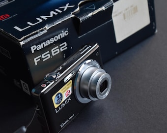 Panasonic Lumix DMC-FS62 10MP Digital Camera Compact Black - Incl BOX