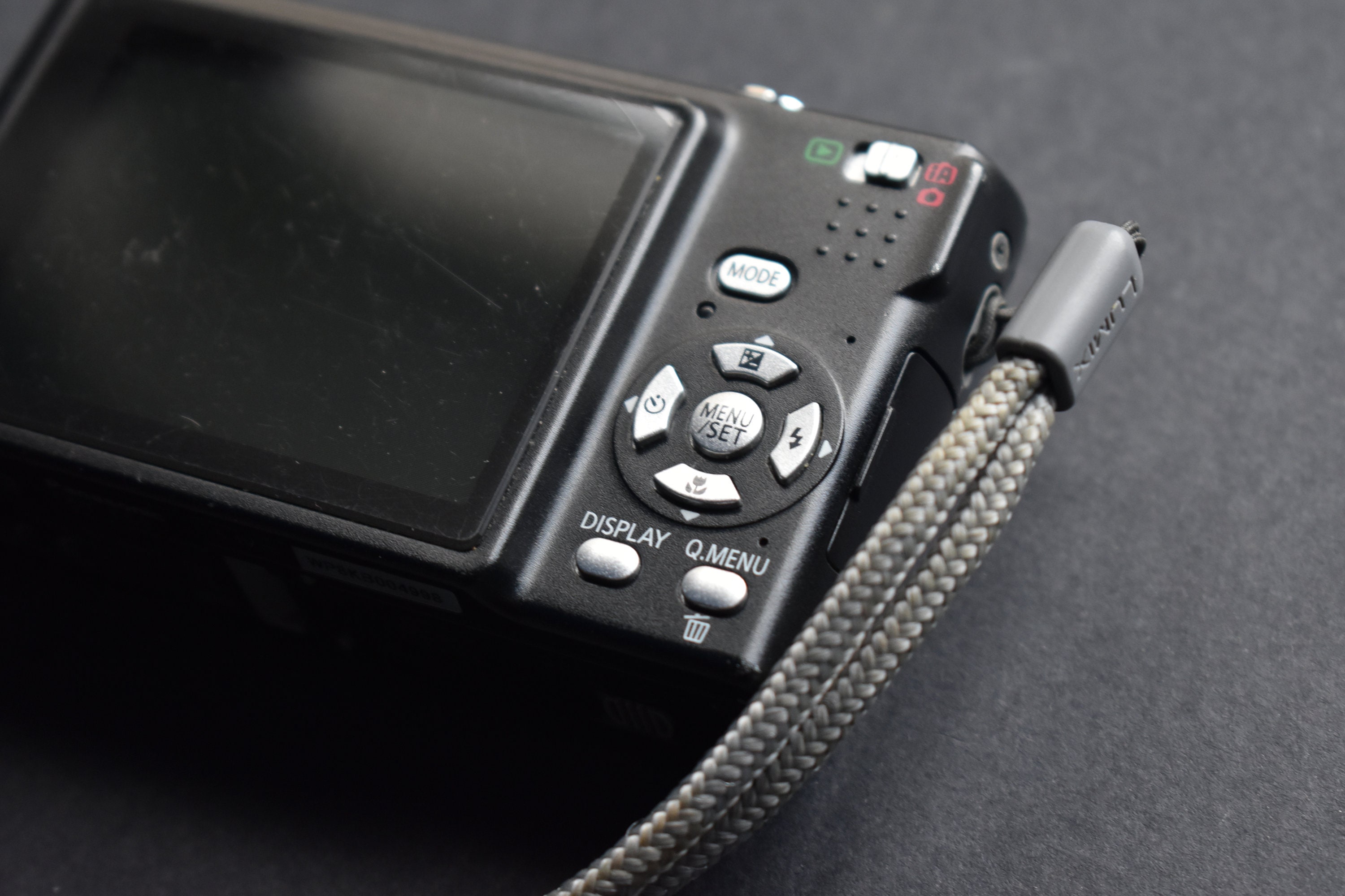 PANASONIC LUMIX DMC FS3 8.1 Mp Digital Leica Compact Digital