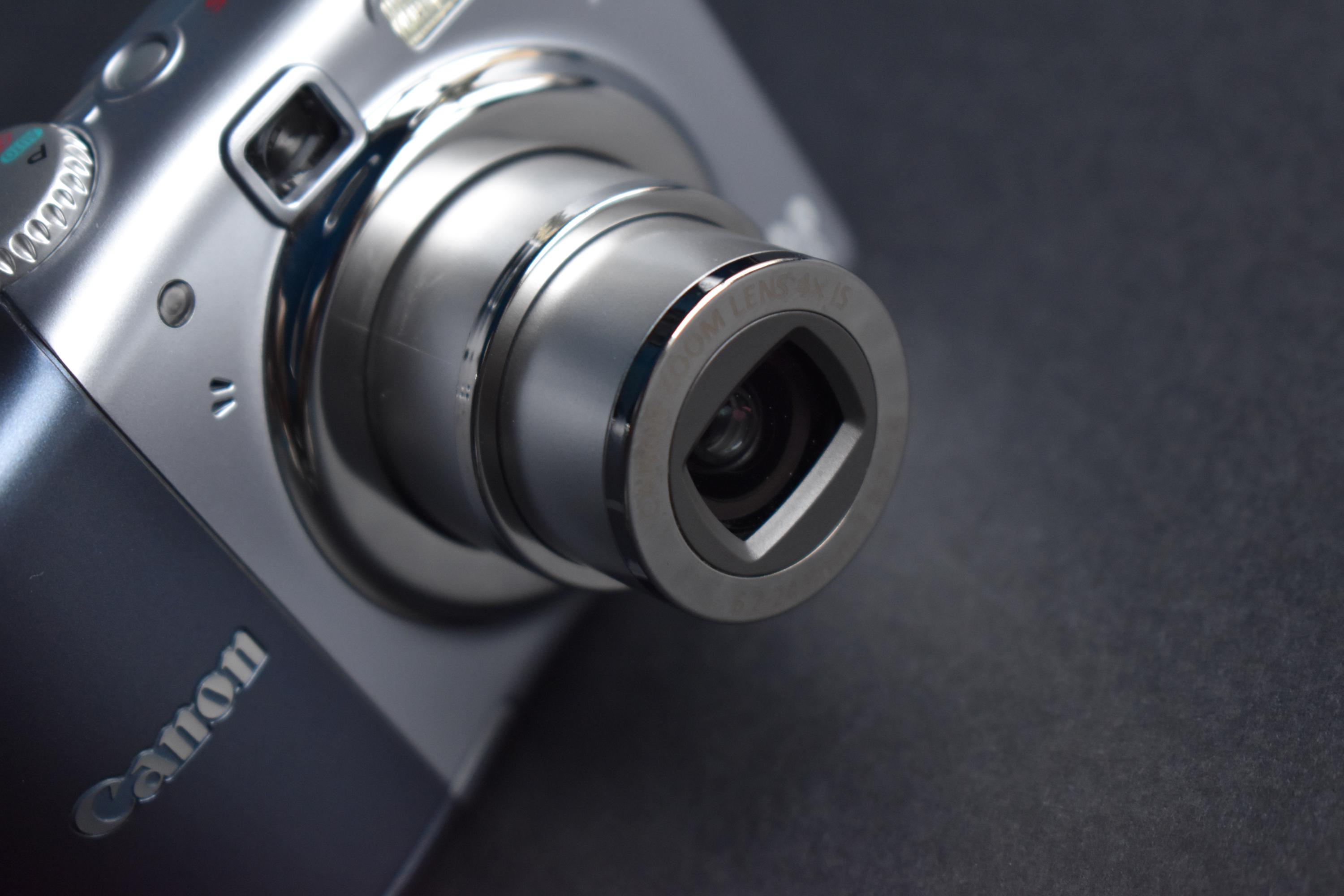 Canon Powershot A1000 IS 10.0 MP 4.0x Optical Zoom Digital Camera