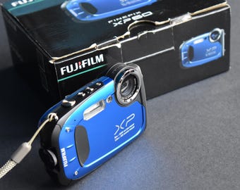 Fujifilm FinePix XP60 16.4MP Waterproof Digital Camera blue With Case Incl. BOX