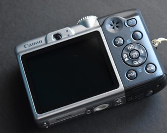 Canon Powershot A1000 IS Digital Camera: 10.0 MP, 4.0x Zoom - SD