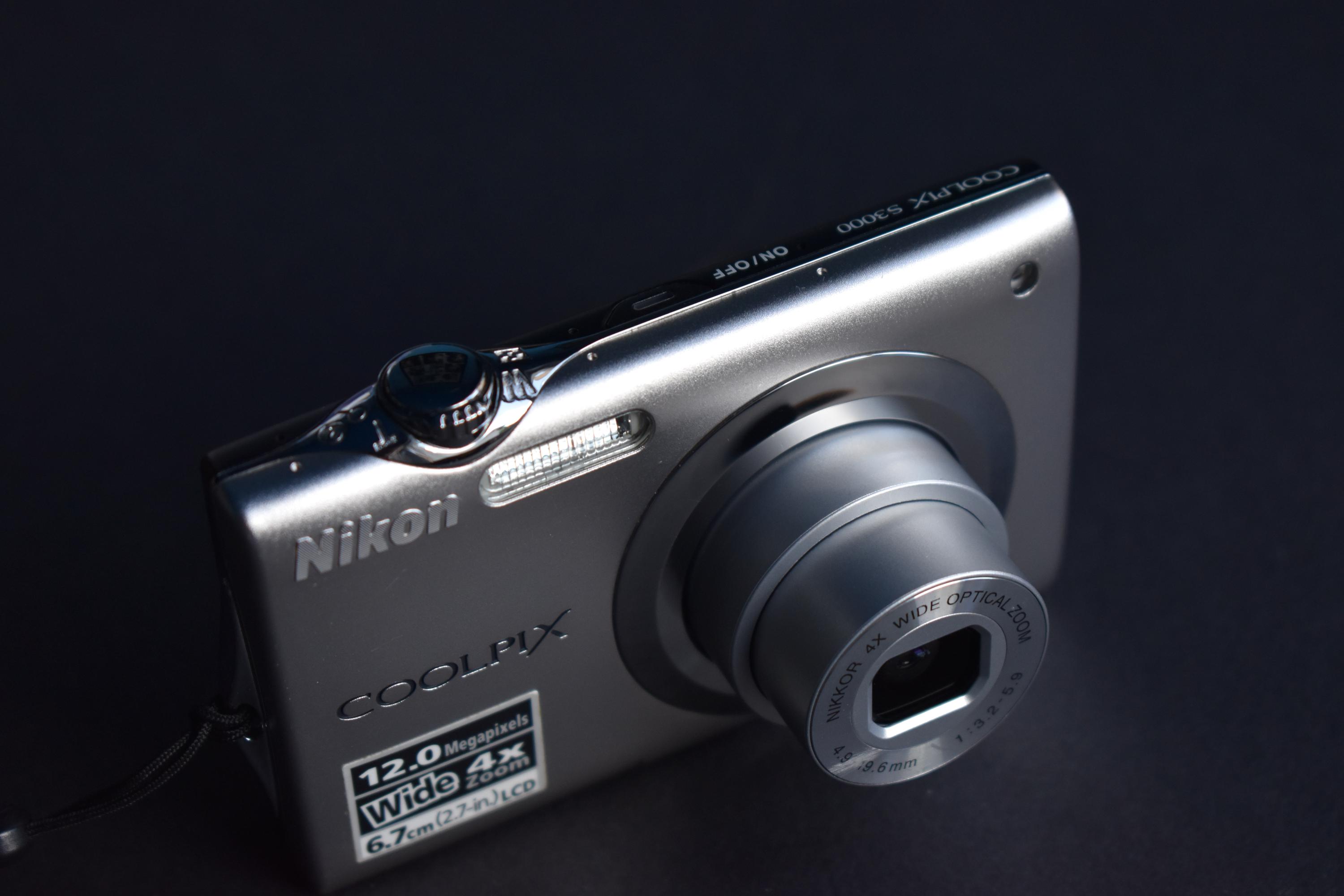 Nikon COOLPIX S3000: 12.0MP Silver Digital Camera With Box - Etsy