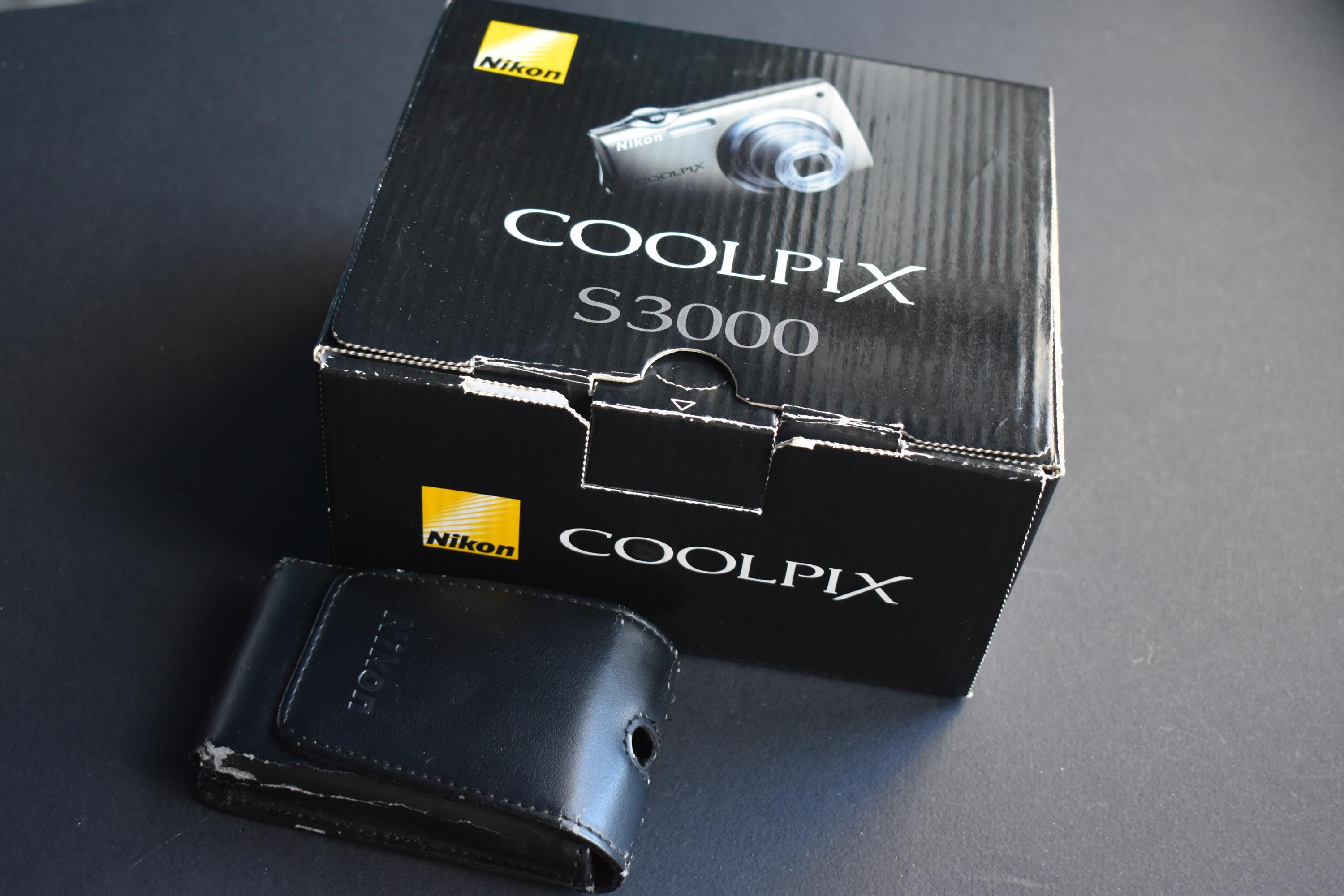 Nikon COOLPIX S3000: 12.0MP Silver Digital Camera With Box - Etsy