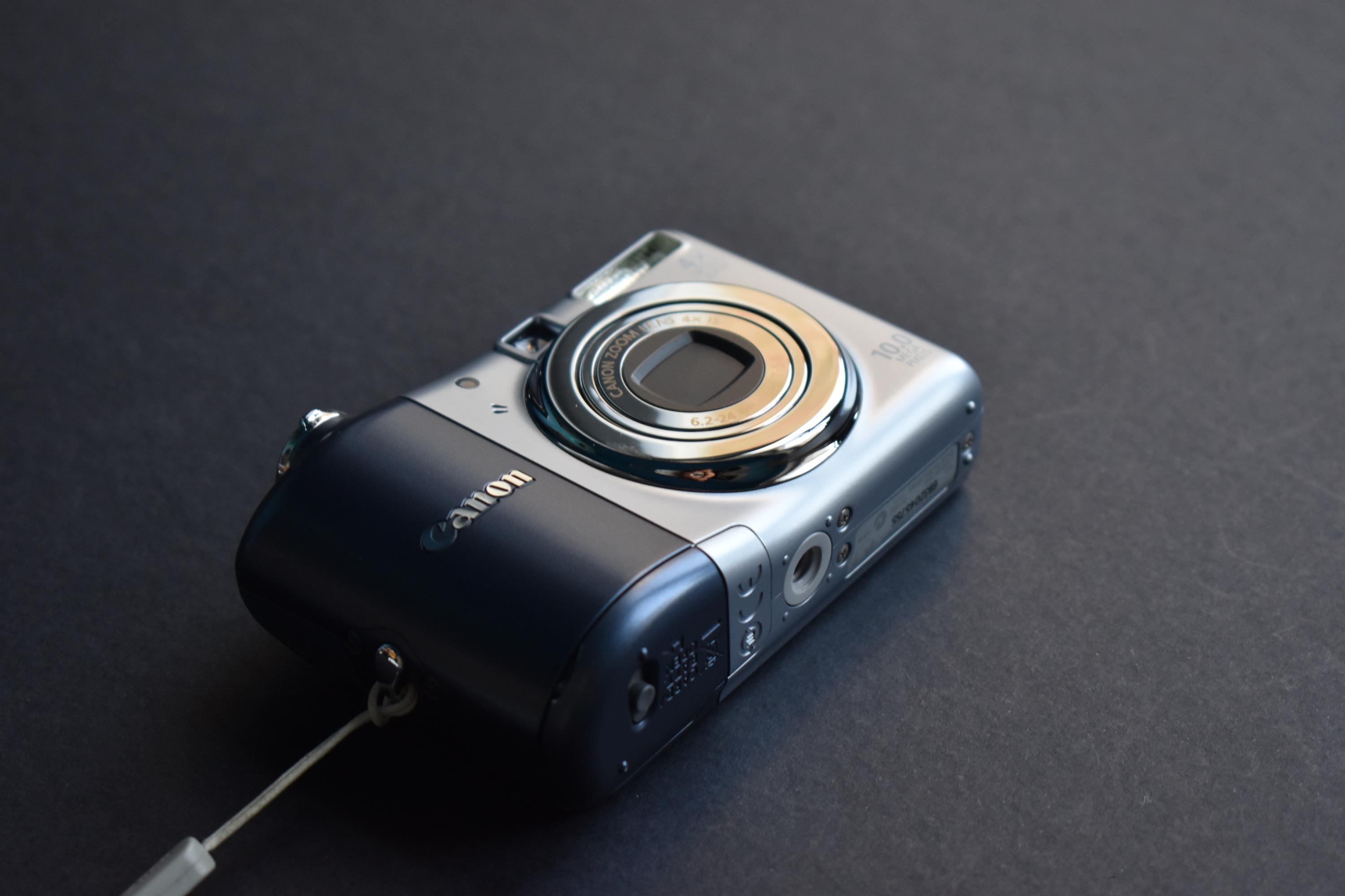 Canon Powershot A1000 IS Digital Camera: 10.0 MP, 4.0x Zoom - SD