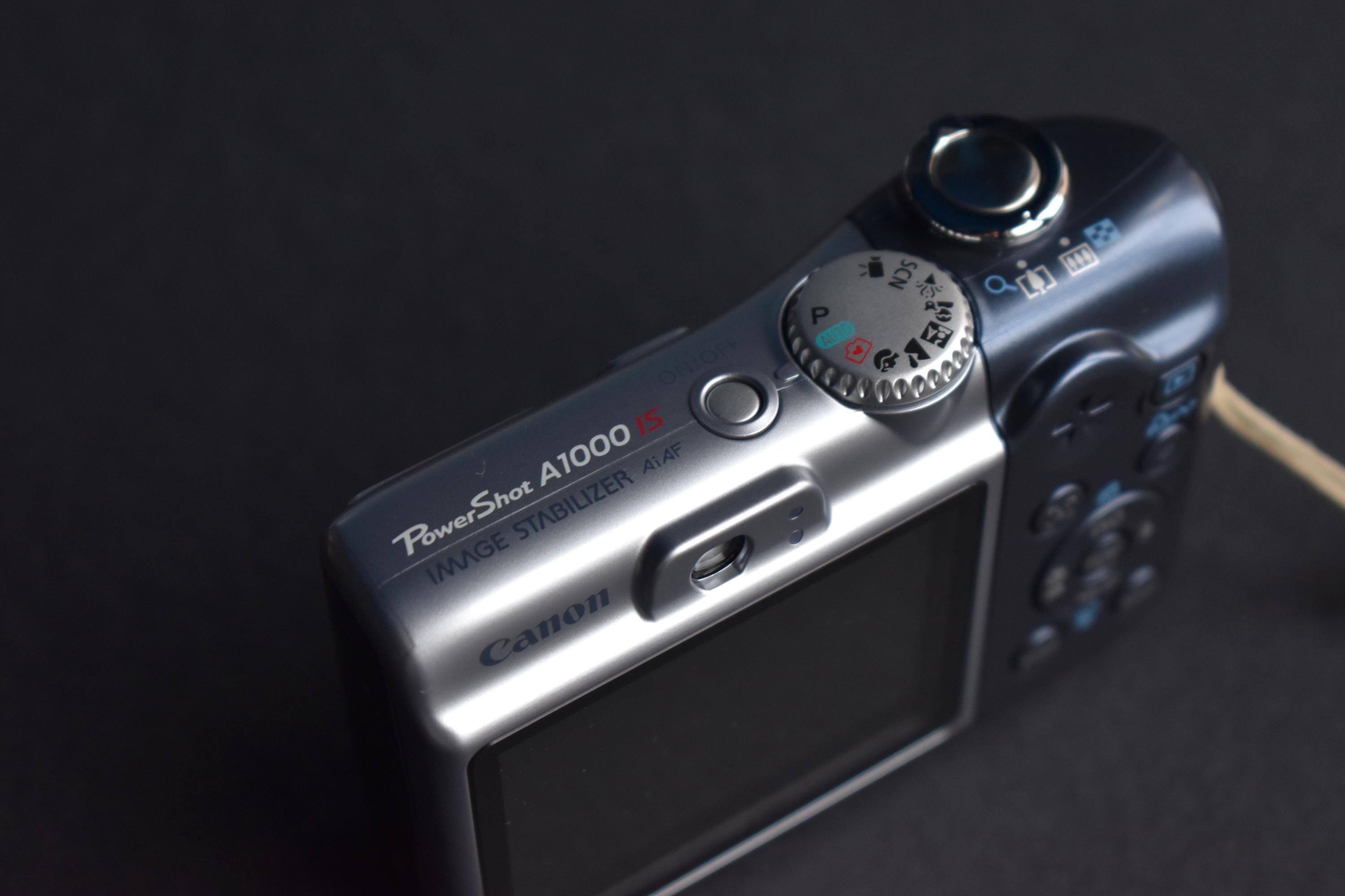 Canon Powershot A1000 IS 10.0 MP 4.0x Optical Zoom Digital Camera