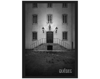 5 cartes postales du Vieux-Québec contemporain en noir et blanc - Un ensemble réunissant des scènes de nuit du Vieux-Québec.