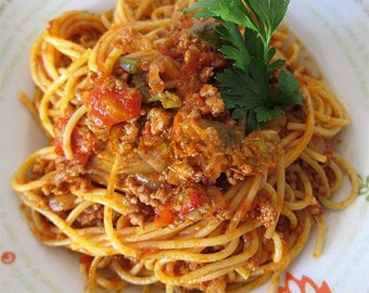 you will love this taste of spaghetti with minced meat digital downloadable printable