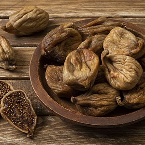 100% Natural & New Crop 1st Quality ORGANIC No Additives Dried Figs 200 Gr