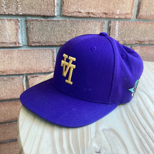 Upside Down La Hat - Etsy