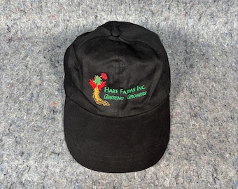 Gorra con correa trasera de Black Hare Farm Inc.
