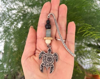 Unique turtle diffuser bookmark.