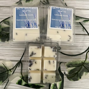 Aromatherapy/ Stress relief/ Lavender vanilla soy wax melt 2.5 oz/ For wax warmer with dried lavender