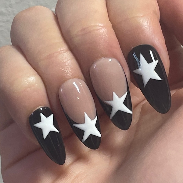 Catching Stars - French Tip Star Design