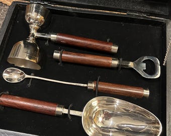 Vintage bar  tools.. wood handled in a wooden box.. set of 4