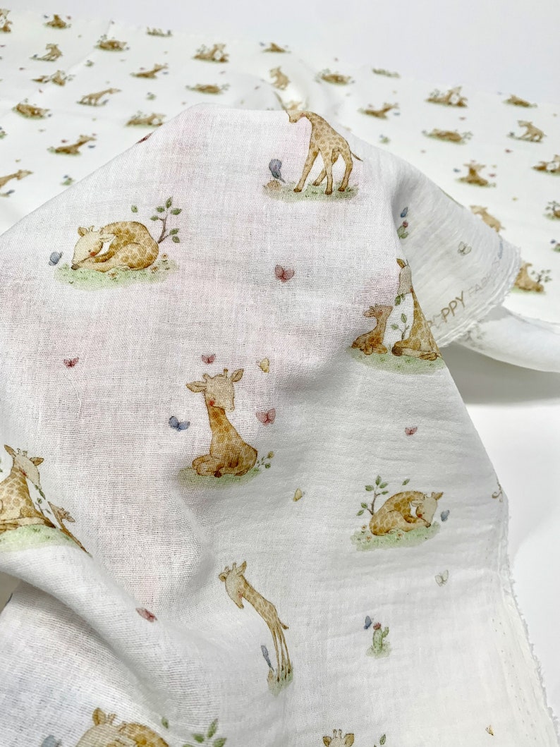 Tissu mousseline impression numérique girafe, tissu double gaze, mousseline de coton biologique pour bébé par demi-mètre, mousseline bio image 5