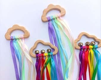 Anillo arco iris pastel estilo Montessori / Anillo de nube de madera sensorial / Cometa de mano de juego sensorial / Idea regalo para bebe