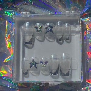 LESBIAN/QUEER FRIENDLY Gel X-Press on Nails | Silver Chrome French and Star with Gems| Y2K Nail Art | Short Square