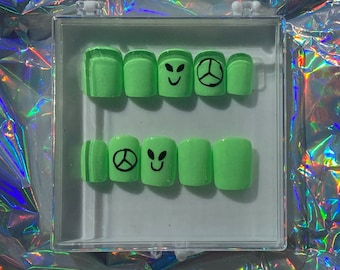 LESBIAN/QUEER FRIENDLY Gel X-Press on Nails | Bright Green Alien World Peace Nail Art | Short Square