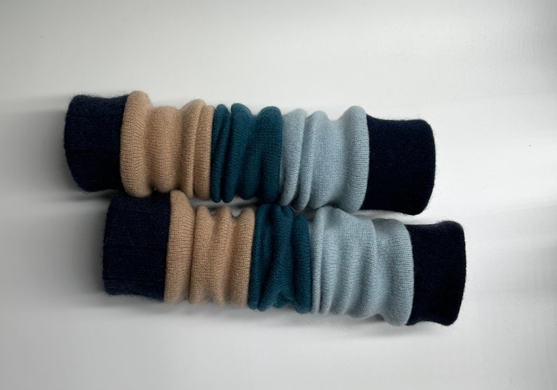 wrist warmers uk, arm warmers, mittens, wrist coverings, hand warmers gloves, very soft and  warm original present, soft cashmere help with cold hands, unique gift, hand cosies, hand warmer, fingerless gloves, spring  colours 2024, beige and blue