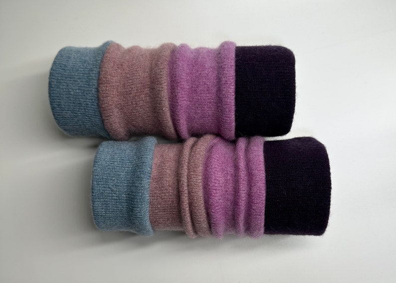 wrist warmers uk, arm warmers, mittens, wrist coverings, hand warmers gloves, very soft and  warm original present, soft cashmere help with cold hands, unique gift, hand cosies, hand warmer, fingerless gloves, spring  colours 2024, pastels purple