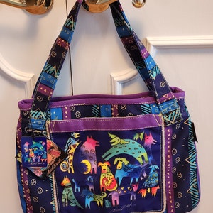 Bolso mediano Laurel Burch Mythical Dogs Envío al día siguiente