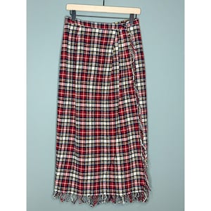 VTG Gruppo Americano Studio Women&#39;s 10 Wool Blend Plaid Fringe Long Wrap Preppy Classic Scottish Preppy Midi Maxi Skirt