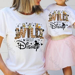 Camisetas &quot;Loco por Disney Animal Kingdom&quot;, camisetas personalizadas con nombre de Animal Kingdom, camisetas familiares a juego de Animal Kingdom, camisetas a juego para viajes a Disney GV41