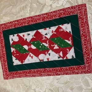 Christmas table decor, patchwork table runner, table topper, quilted,