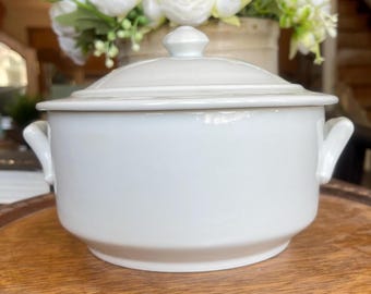Creamy White French Covered Casserole Dish