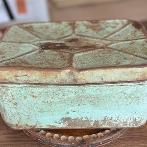 Vintage Green Metal Rusty Crusty Bread Box