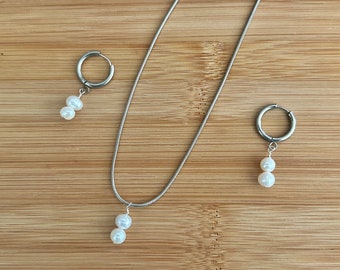 Freshwater pearl jewelry set, pearl earrings, 18" pearl necklace, pearl hoop earrings, handmade pearls, bridesmaid gifts, gifts for her