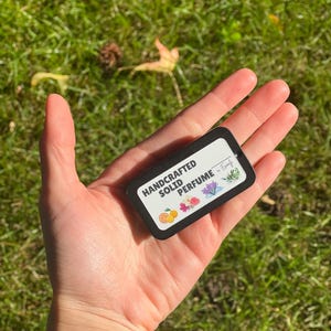 Profumo solido artigianale, balsamo profumato da viaggio, colonia solida, balsamo profumato vegano ed ecologico, profumo tascabile