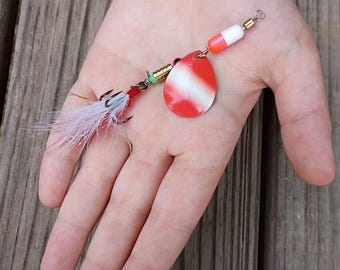 Red Bandit Crappie Fishing Lure, Rooster Tail Design, Hook Size 6