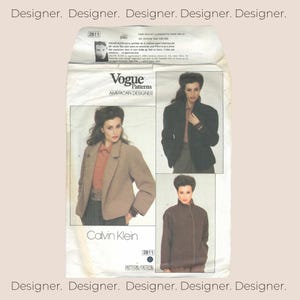 Vogue 2811, Vintage naaipatroon, Calvin Klein, Damesmaat 10, losvallend, ongevoerd, schoudervullingen tot boven de heup, diverse mouwvarianten, knippen