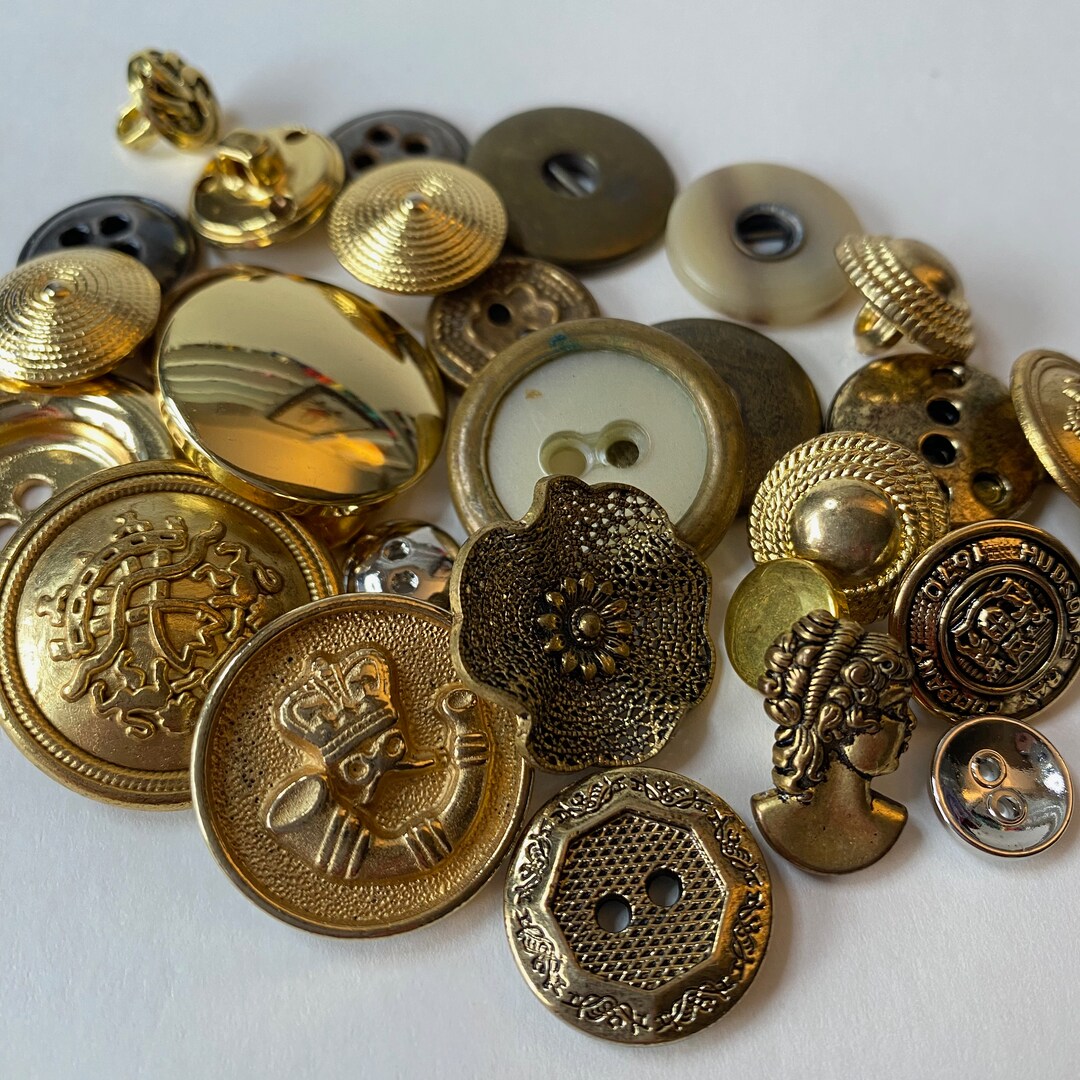 信頼への信頼 Gold/metallic Vintage 28pc Button and Shapes (various Lot チャーム