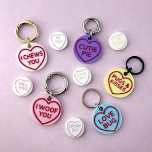 Médaille en coeur - Porte-clés/étiquette pour chien imprimé 3D personnalisé, amour, Saint-Valentin, cadeau pour elle, cadeau pour lui, coeur, coeur d'amour, bonbons
