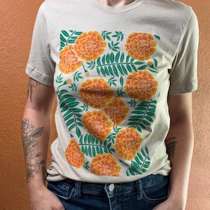 Marigold t-shirt, screen printed, hand printed, floral print image 4