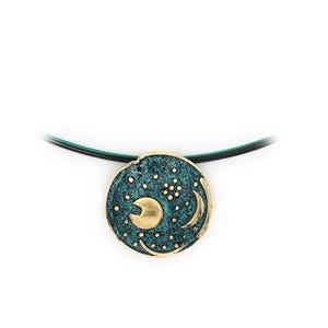 Collier pendentif disque ciel de Nebra 20 mm - émail vert