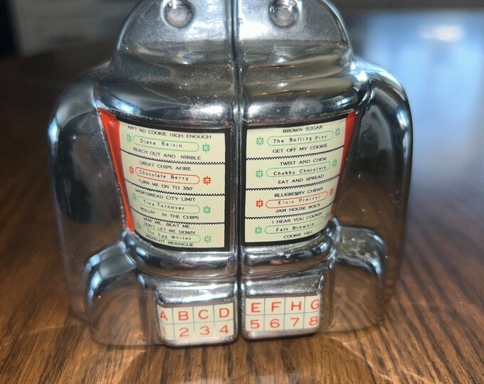 Vintage Jukebox Loaded With 1950's Songs With Food Puns. Salt & Pepper