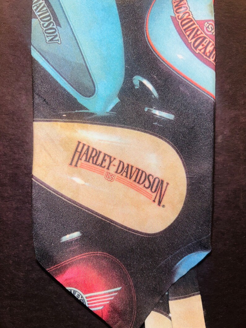 Harley-davidson Motorcycles harley: Custom Tanks Wally Wear Ralph ...