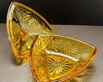 Vintage Hazel Atlas Amber Glass Candy Dish with Lid 6045 Gold Honey Gold Yellow Pinwheels Leaf Pattern