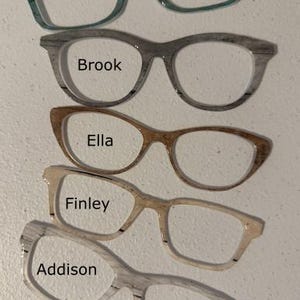 Wood Style Magnetic Resin Glasses Topper