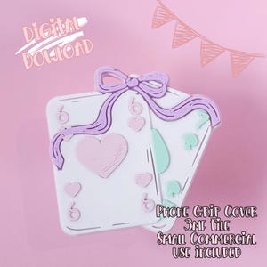 Puede incluir: Funda blanca para agarre de teléfono con diseños de naipes, incluyendo corazones, picas y el número seis. También se ve una cinta morada y el texto "Digital Download" y "Phone Grip Cover 3MF File Small Commercial Use Included".